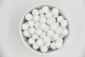 White | silicone beads